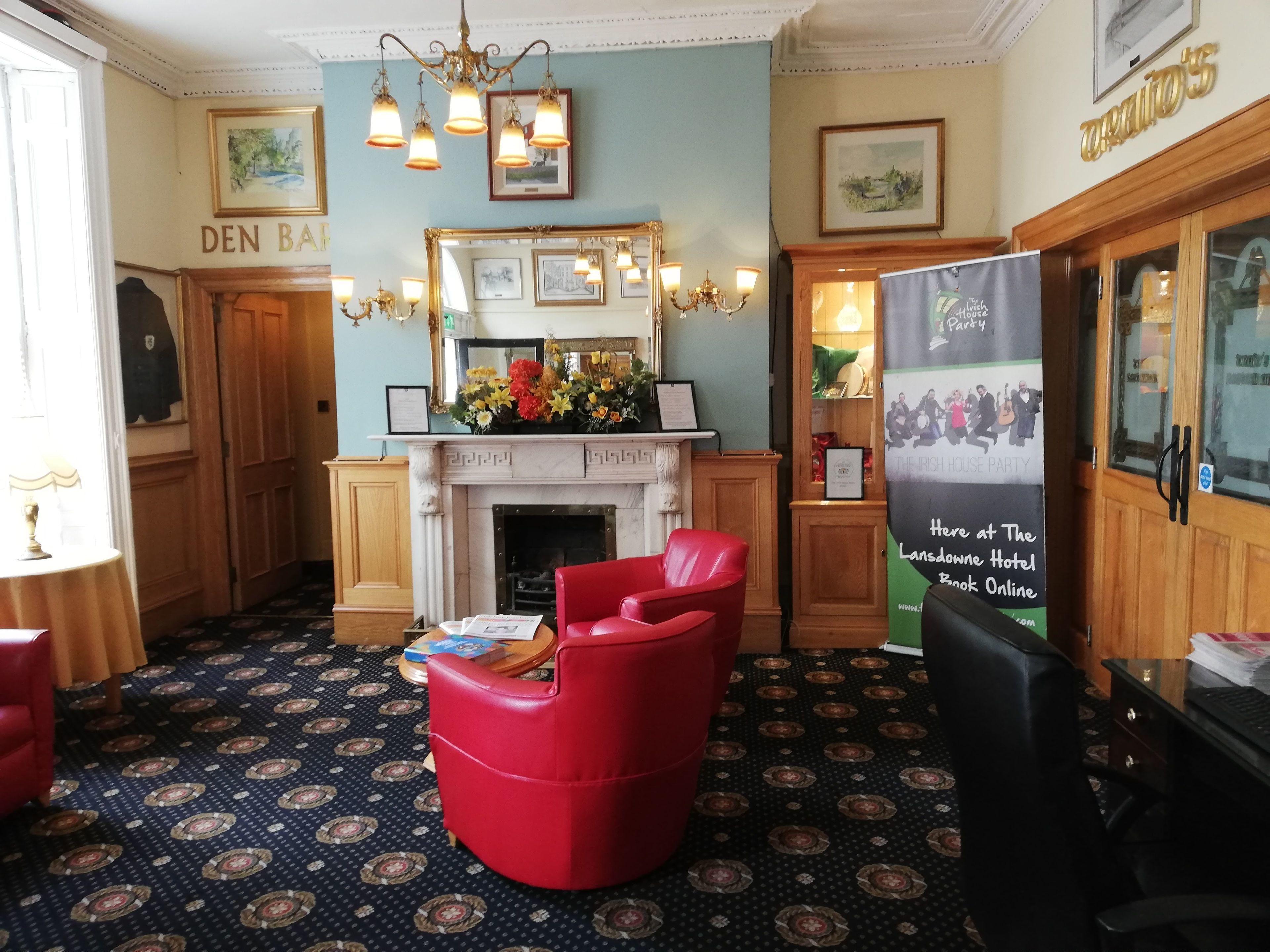 The Lansdowne Hotel — Photos 1